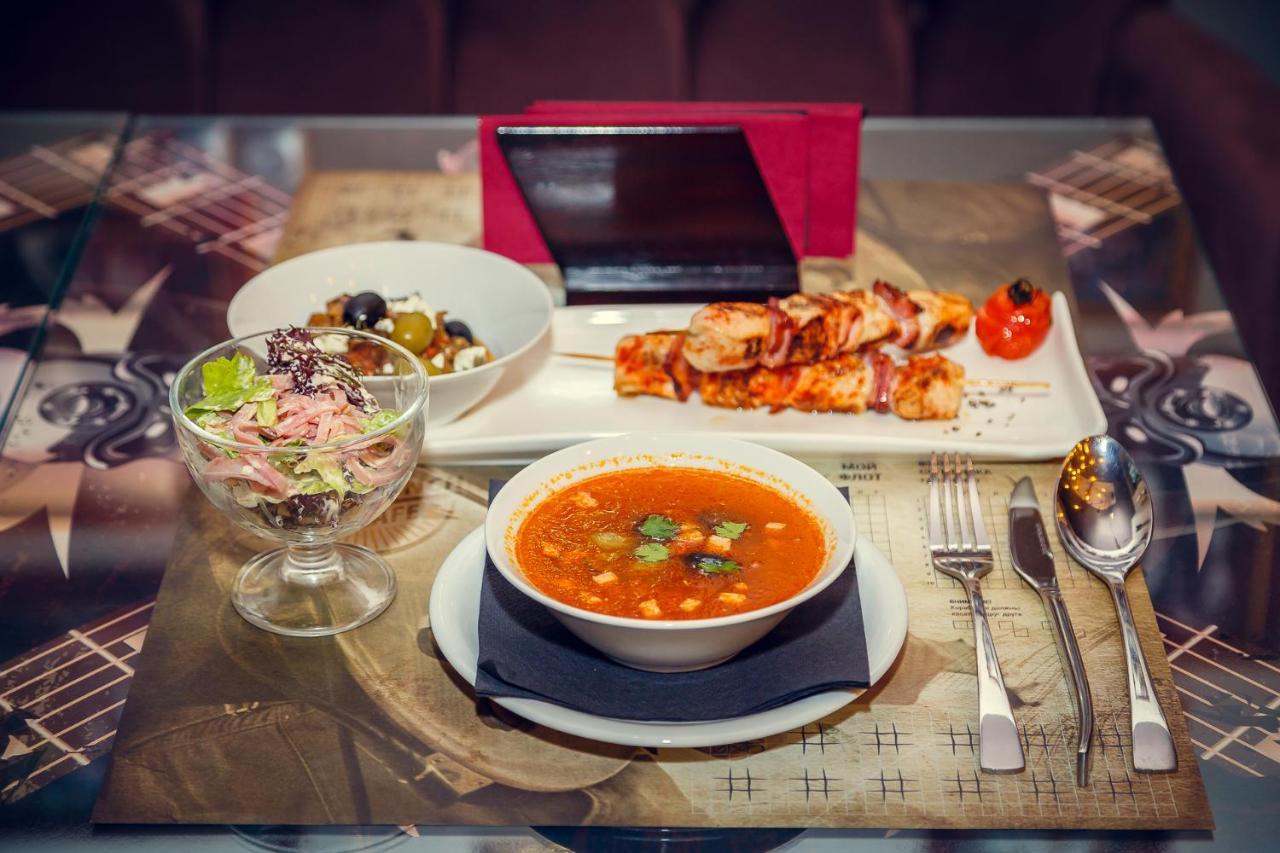 Boomerang Business Hotel โอเดสซา ภายนอก รูปภาพ