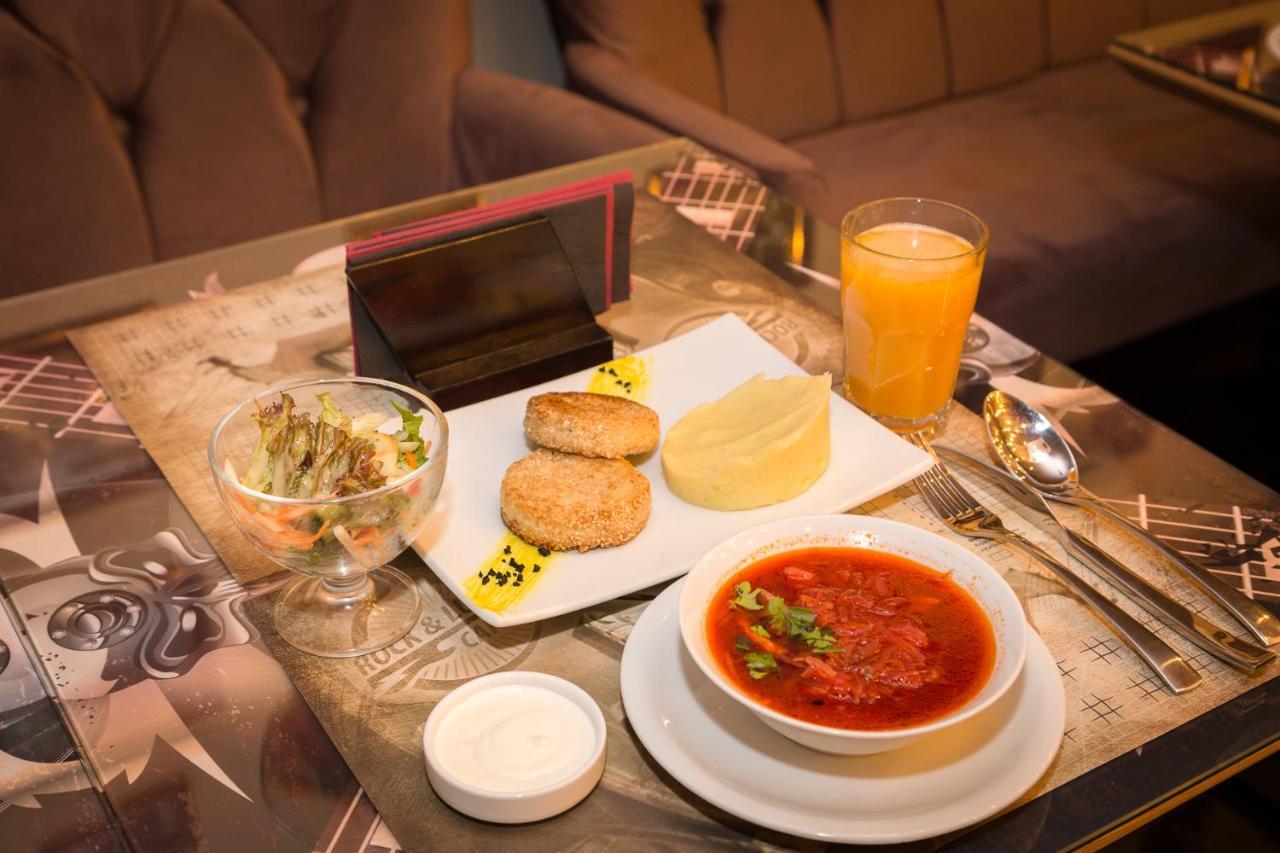 Boomerang Business Hotel โอเดสซา ภายนอก รูปภาพ