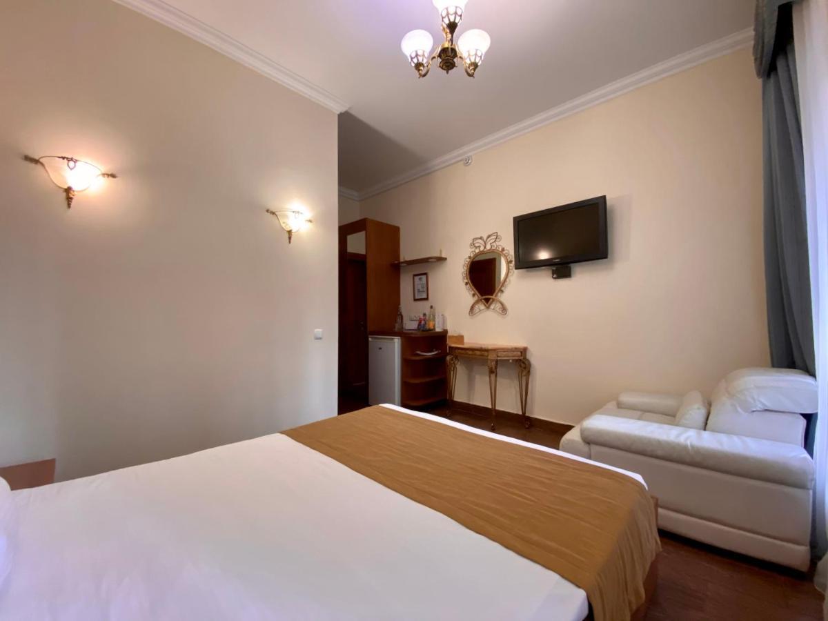 Boomerang Business Hotel โอเดสซา ภายนอก รูปภาพ